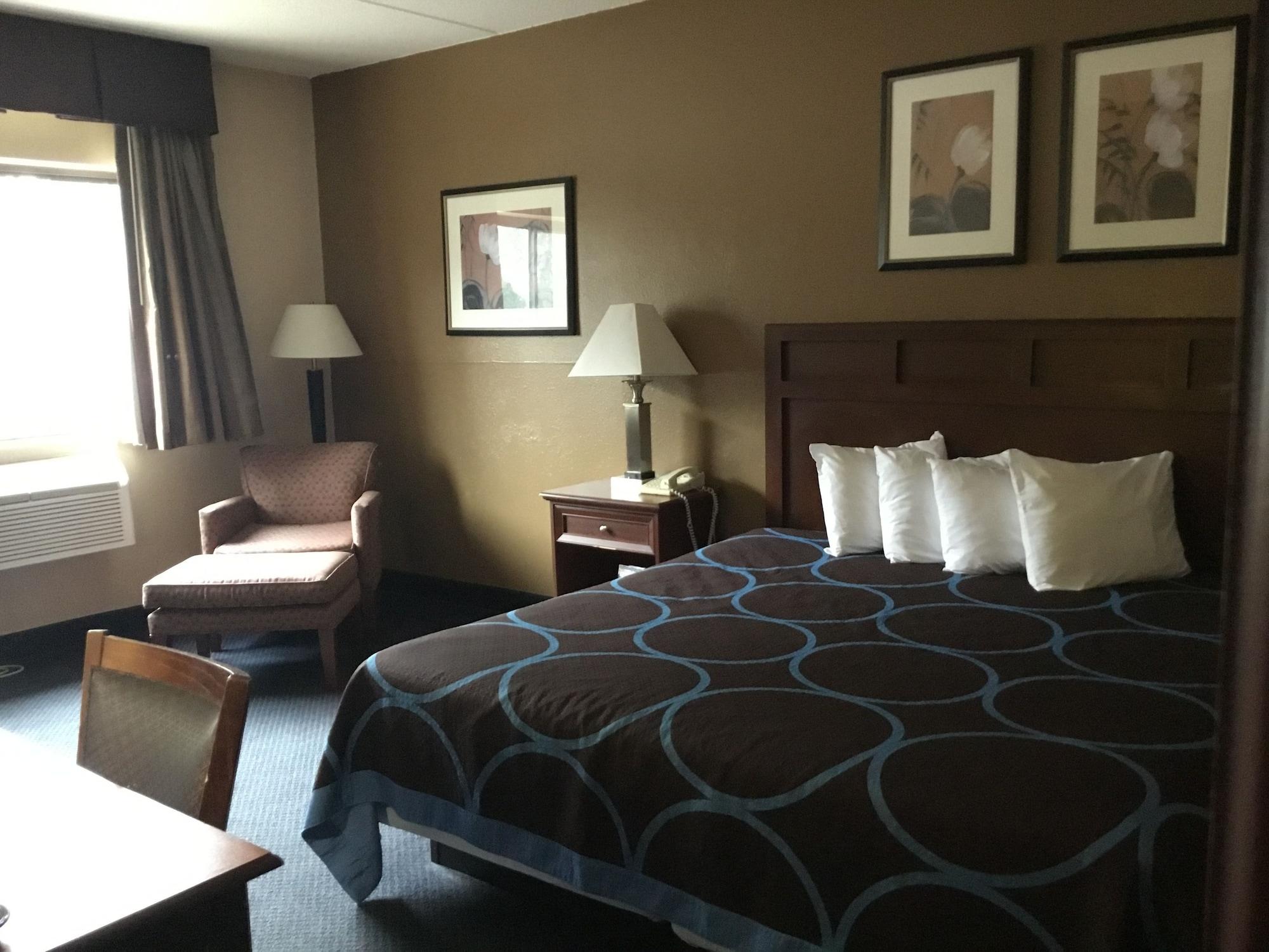 Super 8 By Wyndham Manchester Airport Zewnętrze zdjęcie