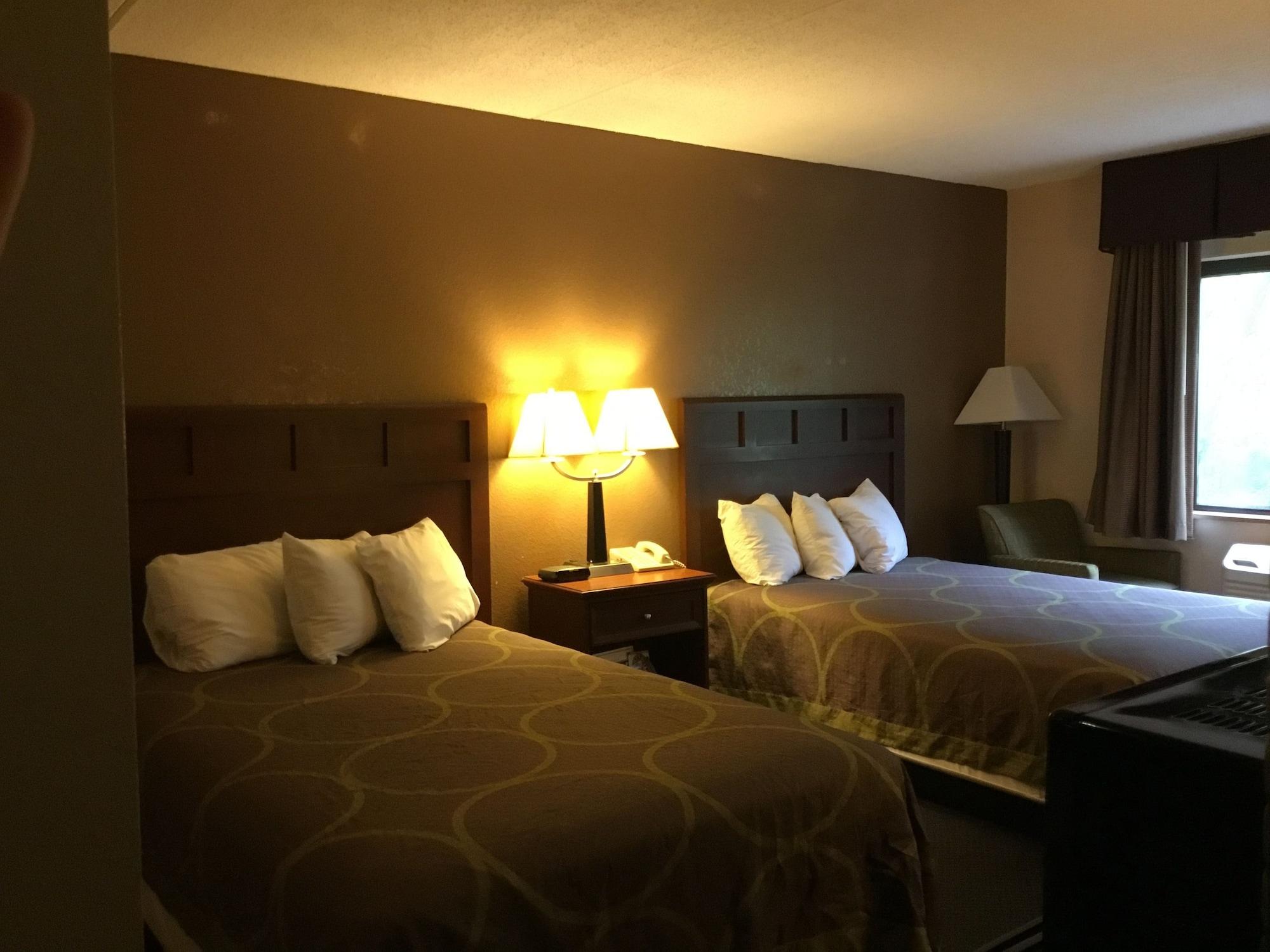 Super 8 By Wyndham Manchester Airport Zewnętrze zdjęcie